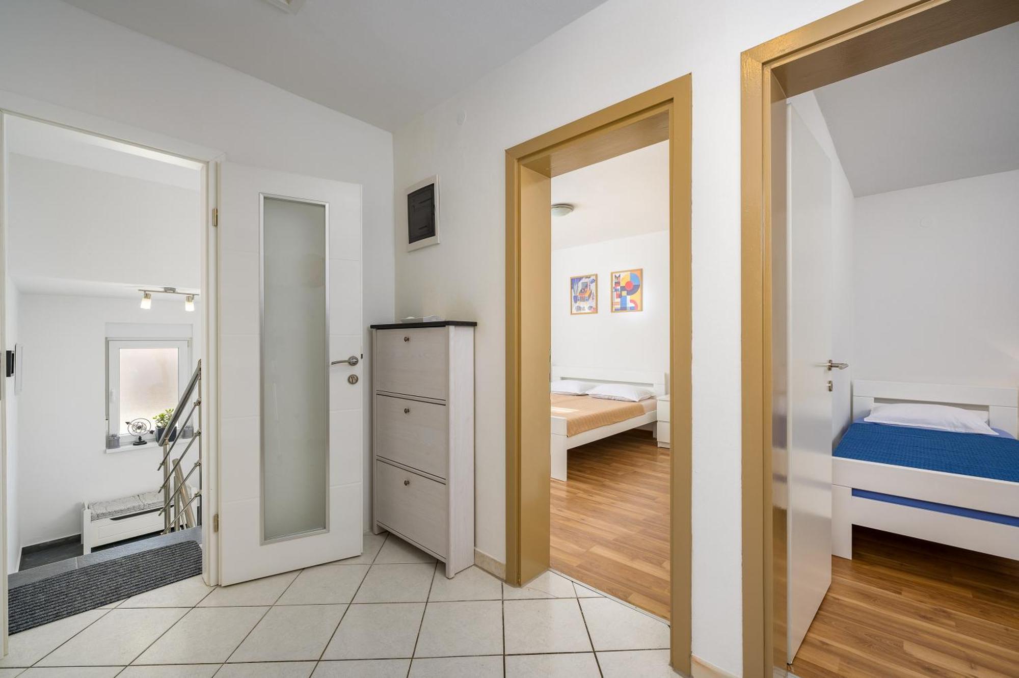 App D Comfort Umag Exteriör bild